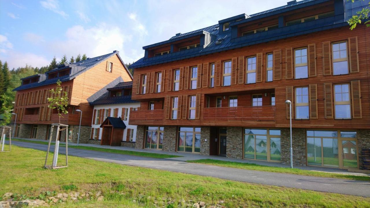 Apartman Horni Misecky - Luxusni Ubytovani Pro Dve Rodiny S Detmi المظهر الخارجي الصورة